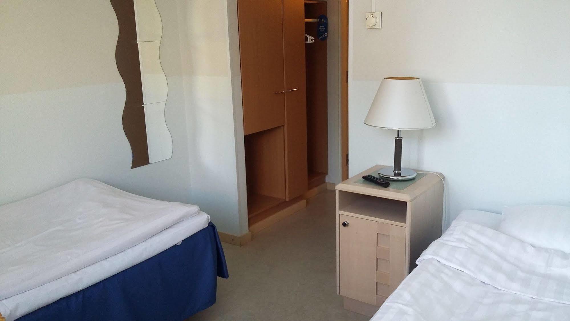 Hotel Pietari Kylliaeinen Савонлина Екстериор снимка